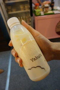 Yakult Low Fat Milk by Crunchy Melt